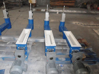 內襯四氟螺旋（xuán）輸送機