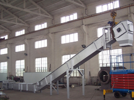 板鏈輸送（sòng）機