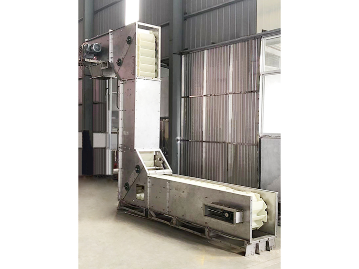 鬥（dòu）式提升機